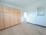 GİRNE ÇATALKÖY' DE, CHAMADA OTEL YOL KAVSAĞINDA CELİK KONSTRÜKSİYON SATILIK 3+1 YER EVİ