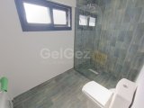 GİRNE ALSANCAK' TA , VİLLA TADINDA, HAVUZLU SİTE İCİNDE, DENİZ MANZARALI SATILIK 3+1 KATTA LOFT DAİRE