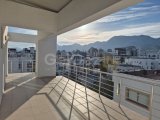 GİRNE MERKEZDE SATILIK 2+1 PENTHOUSE DAİRE