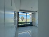 Girne lapta acil satılık 3+1 villa