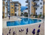 Girne Alsancakta acil satılık 2+1 daire (havuzlu site içerisinde .