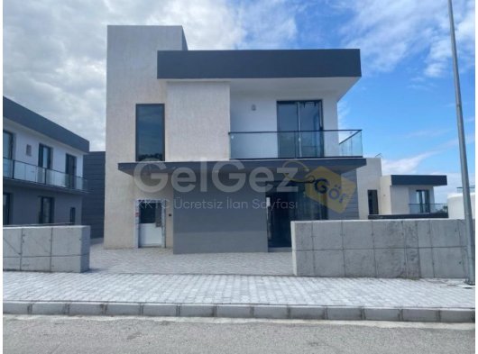 Bellapais bölgesinde kiralık 4+1 villa