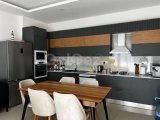 Girne merkez Aurasiya sitesinde kiralik 2+1 daire