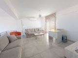 GİRNE ALSANCAK' TA , VİLLA TADINDA, HAVUZLU SİTE İCİNDE, DENİZ MANZARALI SATILIK 3+1 KATTA LOFT DAİRE
