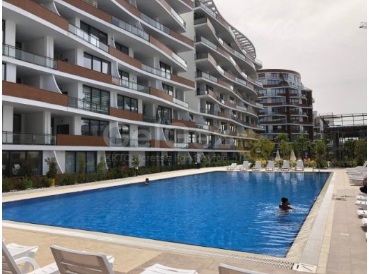 GİRNE MERKEZDE 2+1 HAVUZLU LÜKS DAİRE