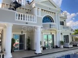 Girne Çatalköyde Muhteşem Tasarımlı Kaçılmayacak Fiyata Satılık 3+1 Villa