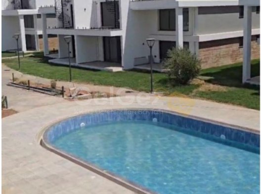 Denize 300 metre mesafede güzel iki yatak odalı dubleks villa