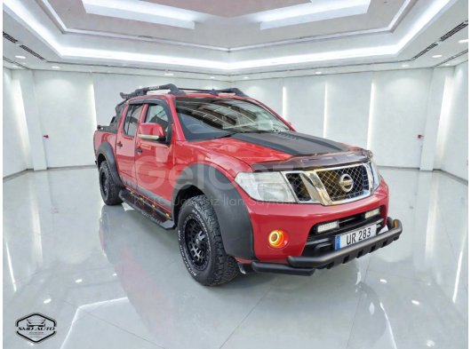 NISSAN NAVARA 2012 MODEL