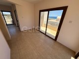 MAĞUSA GÜLSEREN BÖLGESİ SATILIK 3+2 KULLANILMAMIŞ 270m2! DENİZ MANZARALI PENTHOUSE DAİRE