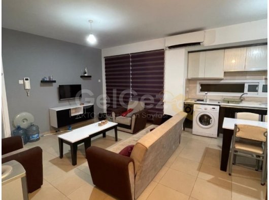 MAĞUSA Salamıs caddesı 1+1 satık