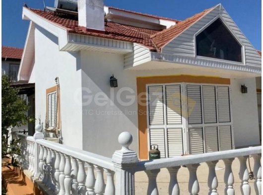 5+1 satilik villa, denize sifir