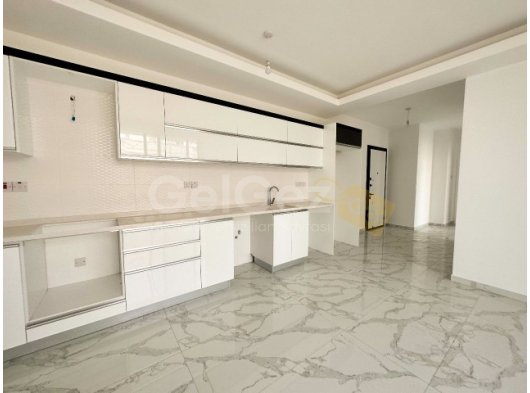 Yeni hazır 2+1 daire Long Beachte