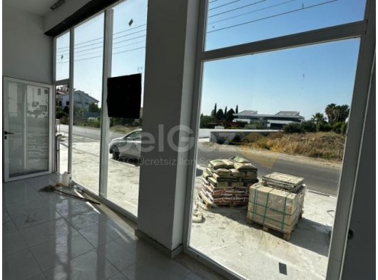 YENİBOĞAZİÇİNDE SATILIK YENİ YAPILMIŞ YATIRIMLIK DÜKKAN PAZARLIK PAYI VAR