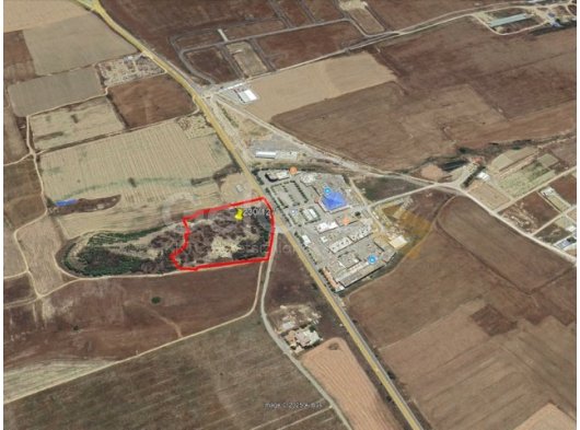 İskele Anfora Alışveriş Merkezi Karşısı Yatırımlık Arazi.!!!