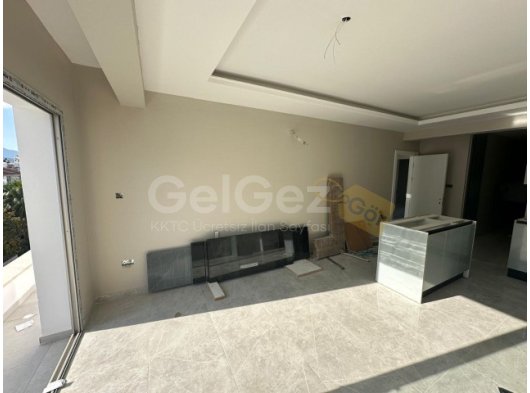 GİRNE MERKEZ FIRSAT SIFIR EBEVEYN BANYOLU 2+1 SATILIK