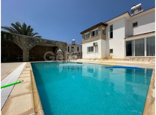 ÇATALKÖY'DE ELEXUS OTEL KARŞISI KİRALIK HAVUZLU 4+1 VİLLA