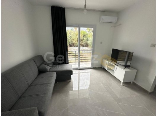 GİRNE AMERİKAN UNİVERSİTESİNE YÜRÜME MESAFESİNDE KİRALIK FULL YENİ EŞYALI 1+1 DAİRE