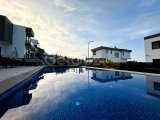 Girne Edremit Merkeze 5 dk Mesafede Muhteşem 4+1 Full Eşyalı Vİlla