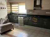 GİRNE MERKEZDE KİRALIK BALKONLU GENİŞ 3+1