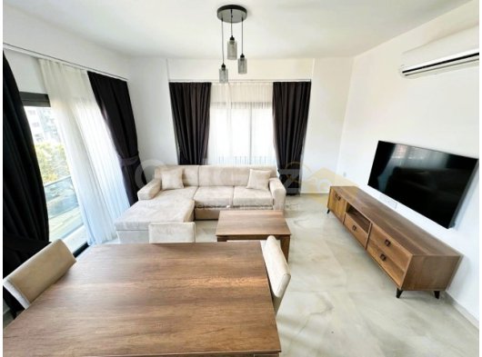 Girne Merkez Kiralık Sıfır Yeni Eşyalı 1+1 (Fiyata Aidat Dahildir)
