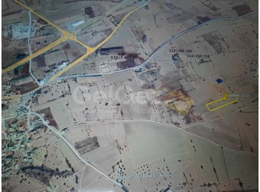 ÇAYIROVA BÖLGESİNDE SATILIK 6 DÖNÜM 3 EVLEK ARAZİ