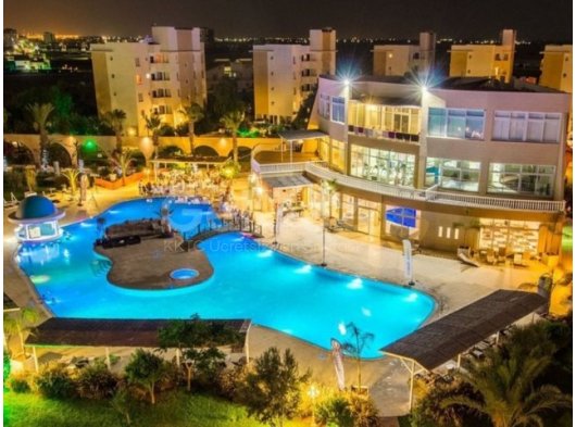 Studio CAESAR RESORT, COMMODUS apt. Full furniture. Sea view.