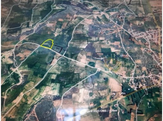 GAZİMAĞUSA VADİLİ BÖLGESİNDE SATILIK ARAZİ