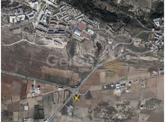 ODTÜ Kuzey Kıbrıs Kampüsü çemberi yanında satılık villa.