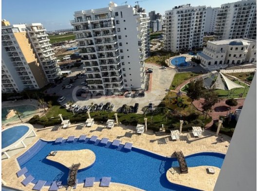 Caesar projesinde, sosyal olanak manzaralı büyük stüdyo daire. aylık ödeme, £365.