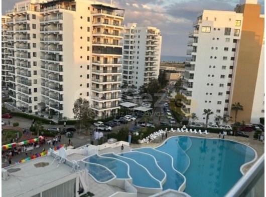 Long Beach Cesar Projesi’nde eşyalı 1+1 daire, 3 aylık ödeme 420 £