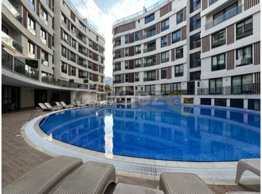 GİRNE MERKEZDE KİRALIK 2+1 Daire