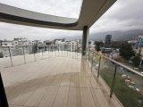 GİRNE MERKEZDE ULTRALÜKS (140m2) DAİRE