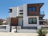 İskele Long Beach'de Aries Stage Projesinden 5 Peşinat 36 Ay Faizsiz Hemen Teslim 3 1 195 m² Triblex Villa Sahibi Olmak İçin Son Fırsat.....