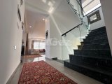 GİRNE BELLAPAİSTE ÖZEL DİZAYN EDİLMİŞ HER DETAYI DÜŞÜNÜLMÜŞ TÜRK KOÇAN 5+2 ÖZEL BİR VİLLA
