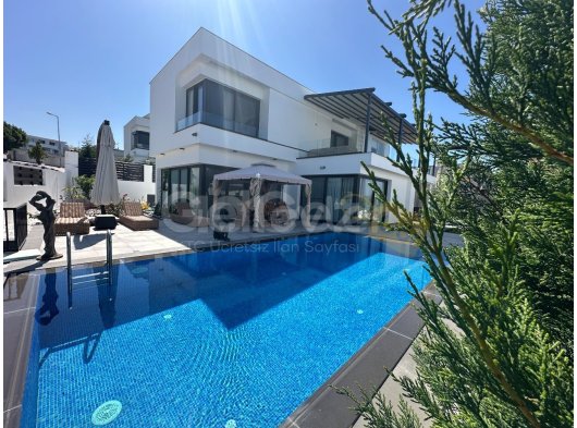 GİRNE BELLAPAİSTE ÖZEL DİZAYN EDİLMİŞ HER DETAYI DÜŞÜNÜLMÜŞ TÜRK KOÇAN 5+2 ÖZEL BİR VİLLA
