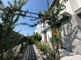 GİRNE ALSANCAK BÖLGESİNİN EN NEZİH KONUMUNDA BULUNAN ULTRA LÜX HERŞEYİ İLE DÜŞÜNÜLMÜŞ 6+2 SATILIK VİLLA