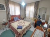 Alsancak'ta Satılık 4/5 Yatak Odalı Villa