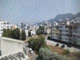 Merkezi Kyrenia'da Satılık 2 Yatak Odalı Daire
