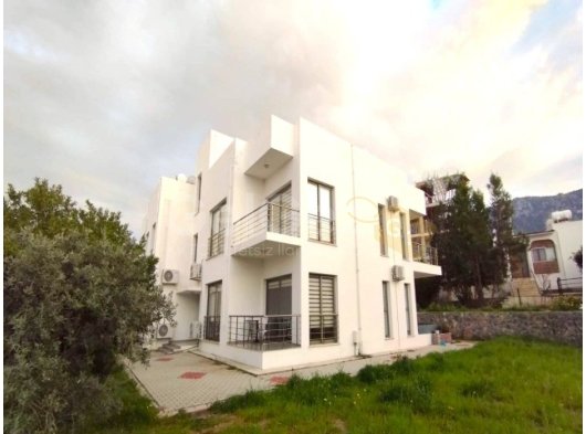 Edremit'te satılık 2+1 1. kat daire