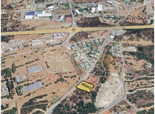 GİRNE AMERİKAN ÜNİVERSİTESİ ERON MARKETE 300 METRE MESAFEDE SATILIK TAMAMEN DENİZ MANZARALI PREMİUM VİLLA ARSASI/ ÇEKMELERİ YAPILMIŞ