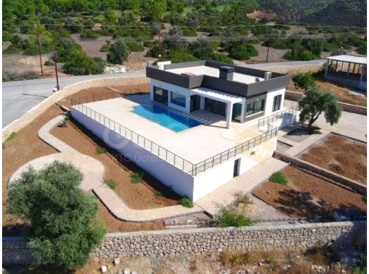 Esentepe'de Satılık 3 Yatak Odalı Bungalov