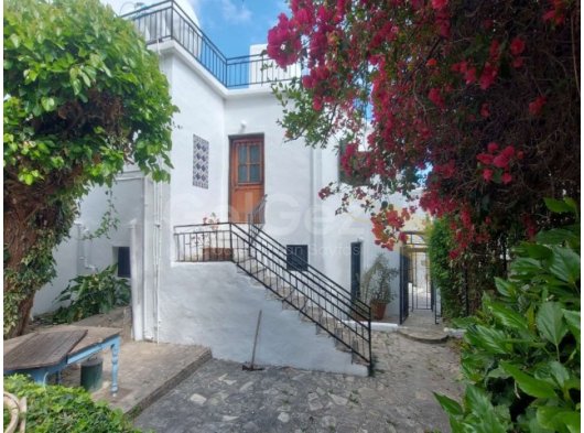 Karmi'de Güzel 2 Yatak Odalı Kır Evi