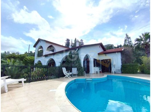 Kayarlar'da Gizli 3 Yatak Odalı Satılık Villa