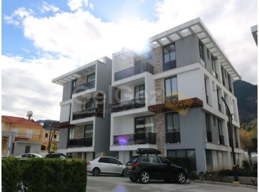 Lapta'da Satılık 2 Yatak Odalı Daire