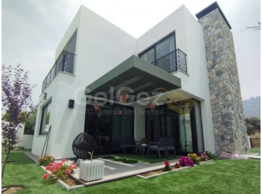 Zeytinlik'te Satılık 3 Yatak Odalı Villa