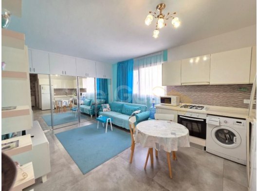 Caesar Resort Etap 2 İskele Long Beach'te 1. Kat Tam Eşyalı 1+1 Daire