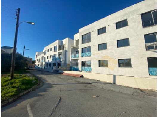 LEFKOŞA GÖNYELİ DE SATILIK 2+1 TÜRK KOÇANLI DAİRE