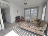 Girne Alsancak'ta Kıbrıs Town House'da Deniz Manzaralı Kiralık Eşyalı 2+1 Daire