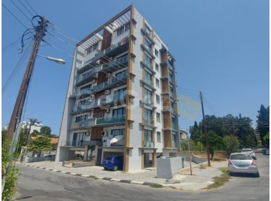 Girne Merkez'de Satılık 2 Yatak Odalı Daire