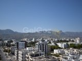 Girne Merkez Lord Palas Yakını Full Eşyalı 2+1 Kiralık Özel Havuzlu Daire